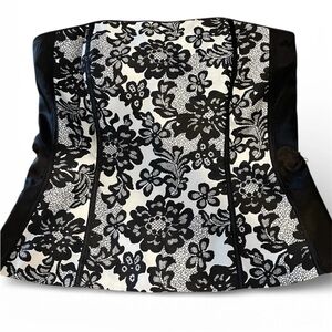 White House Black Market size 2 Black & White Floral Strapless Bustier Top